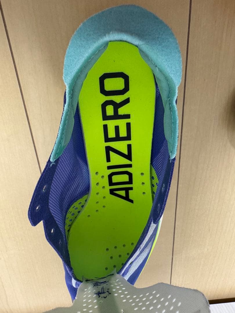 ⚠️アディオスプロ3 25.０センチ
