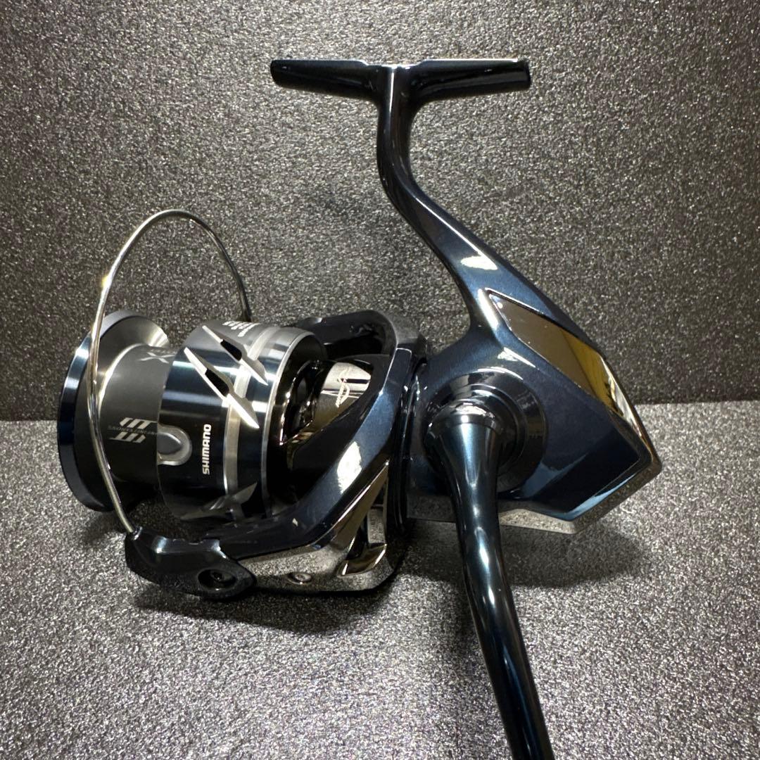 シマノ　24ストラディックSW 4000XG スピニングリール