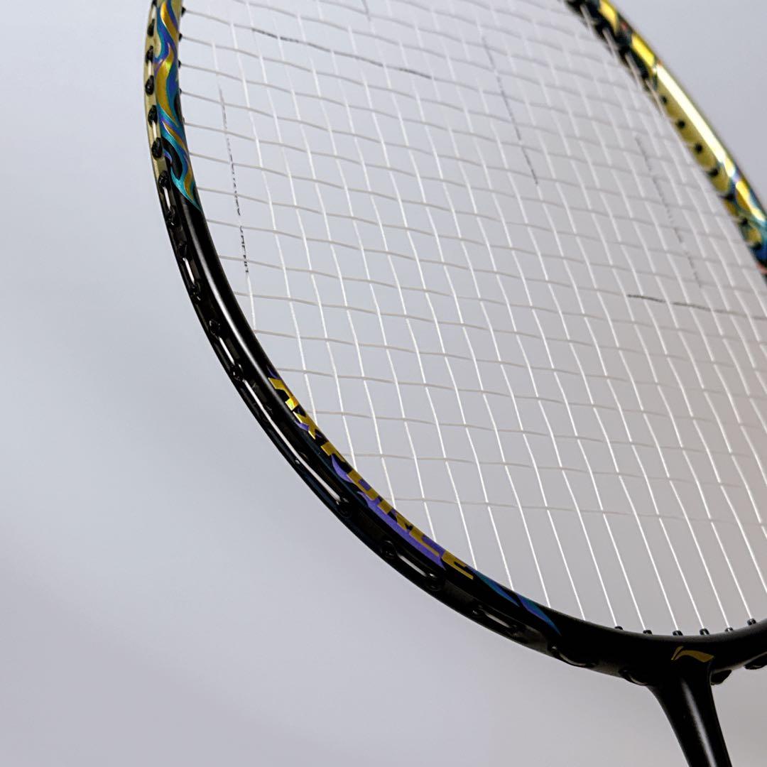 【美品】LI-NING リーニン バドミントンラケット AXFORCE 100