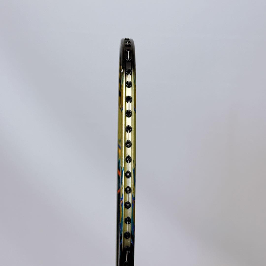 【美品】LI-NING リーニン バドミントンラケット AXFORCE 100