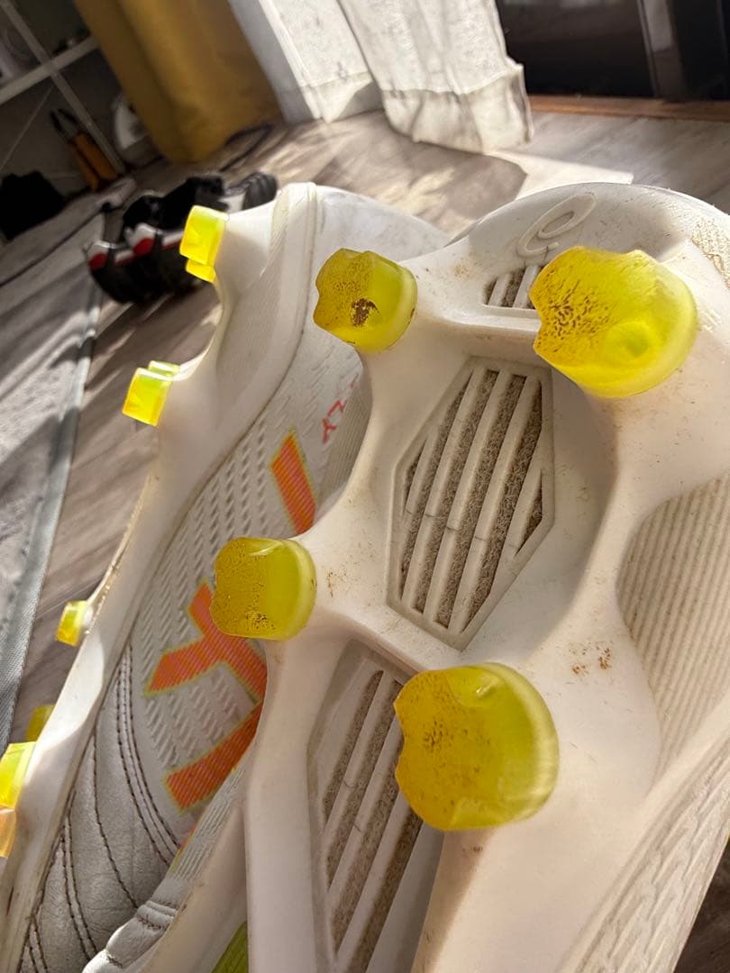 asicsサッカースパイクDS LIGHT X-FLY PRO 2