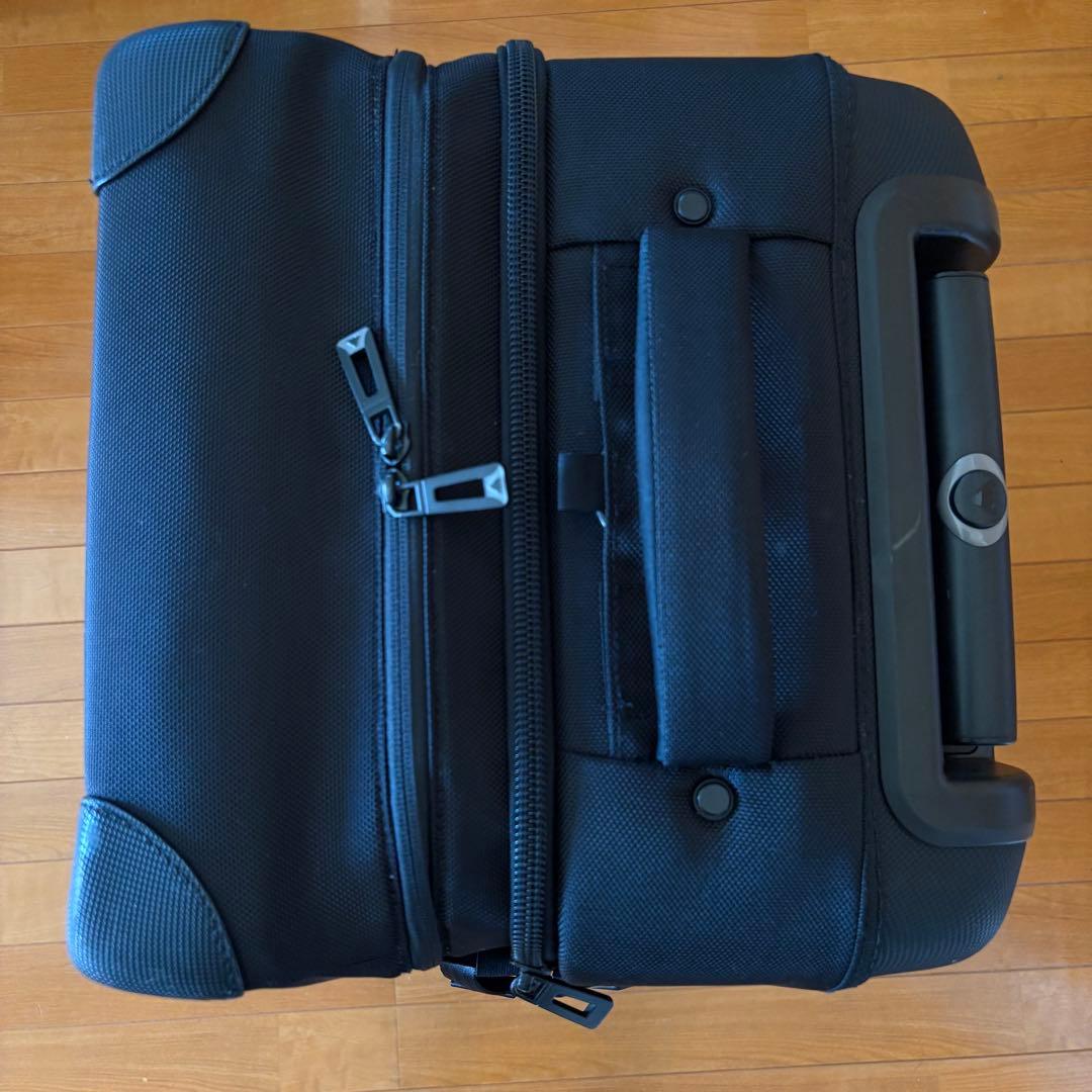 Burton Wheelie Double Deck 86L キャリーケース