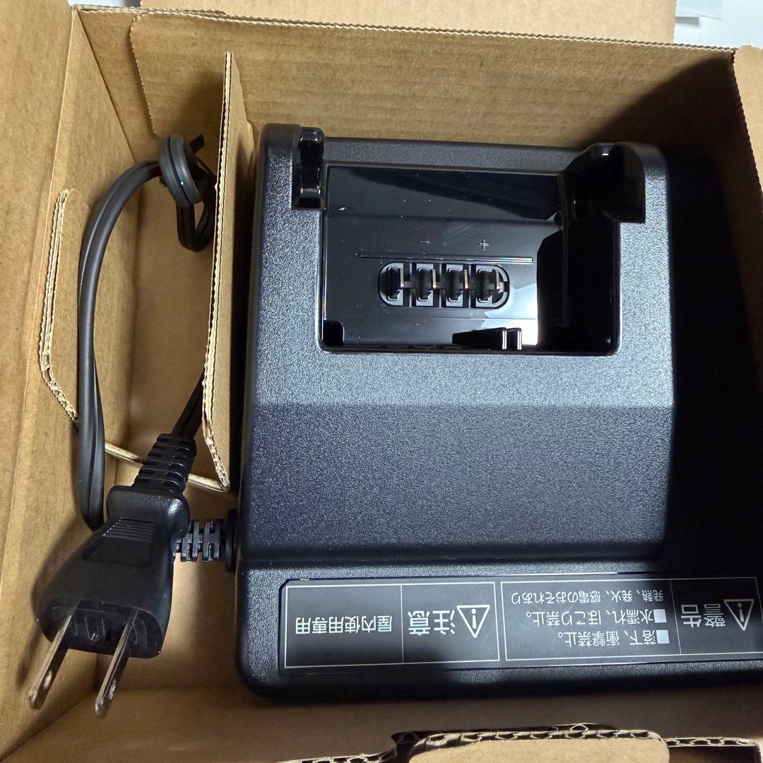 充電器 Panasonic NKJ074Z 電動自転車用充電器