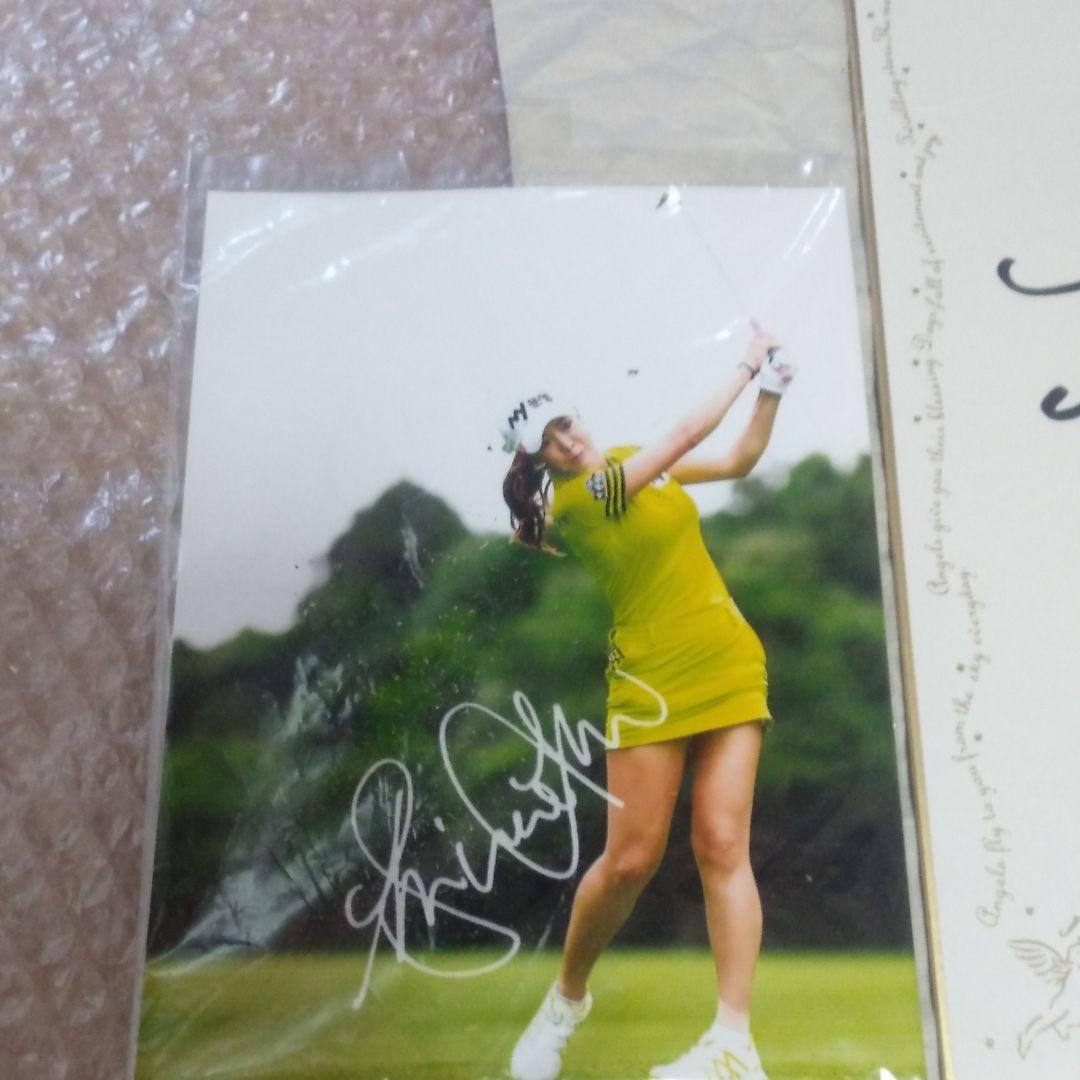 アンシネ選手・直筆サイン色紙＆写真。