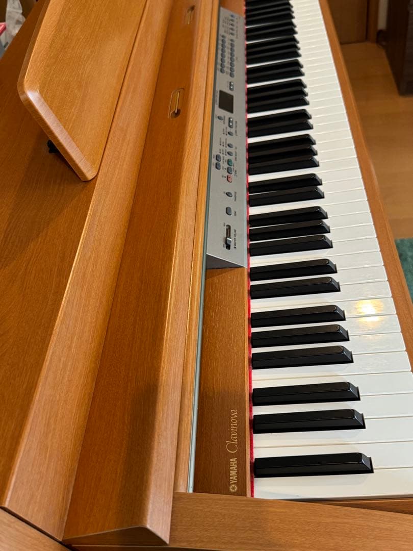 ヤマハ　Clavinova CLP-240C 電子ピアノ