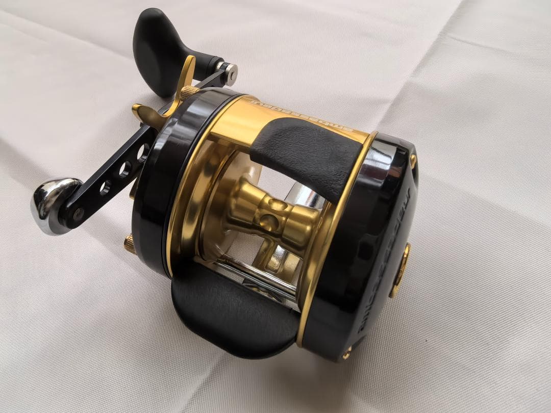 アブガルシア Ambassadeur 5601 C4 HYPER WINCH