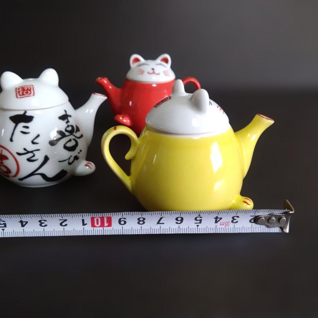 新品 有田焼 猫醤油差し3個 調味料入れ　レストラン　　　縁起物　お祝い