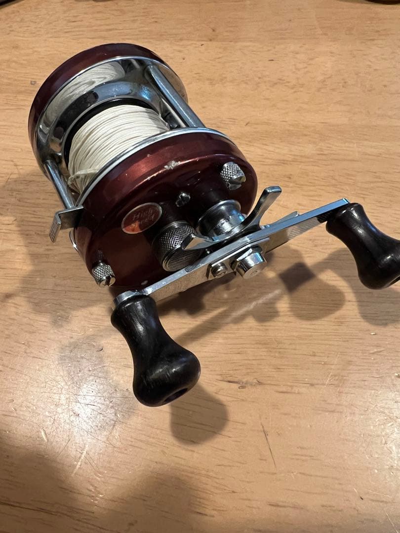 ABU アブガルシア5500 ブラウン