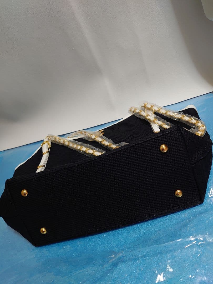 か*ん様 CHANEL トートバッグ ポーチ付き　チェーントートバッグ 　ノベル