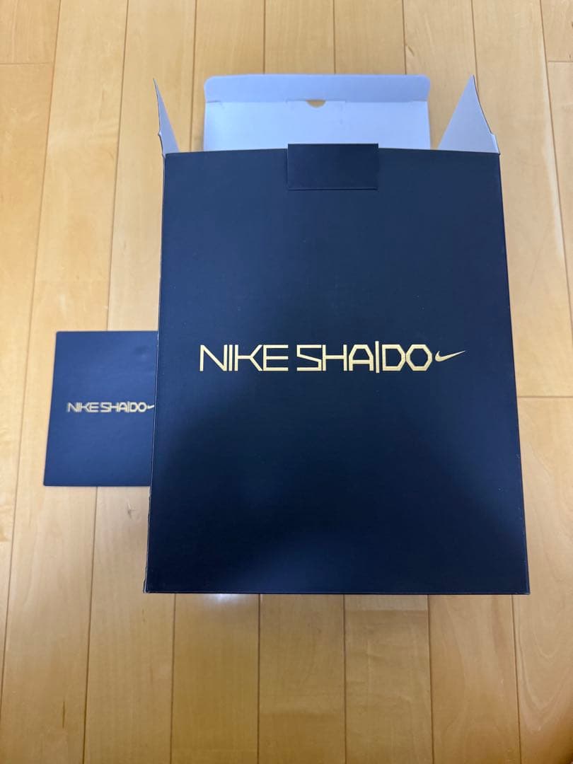 ナイキ 硬式グローブ 150個限定販売