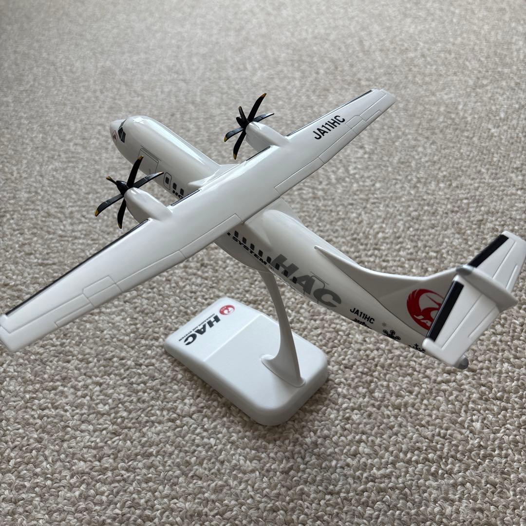 HAC 1/100 ATR42-600 モデルプレーン