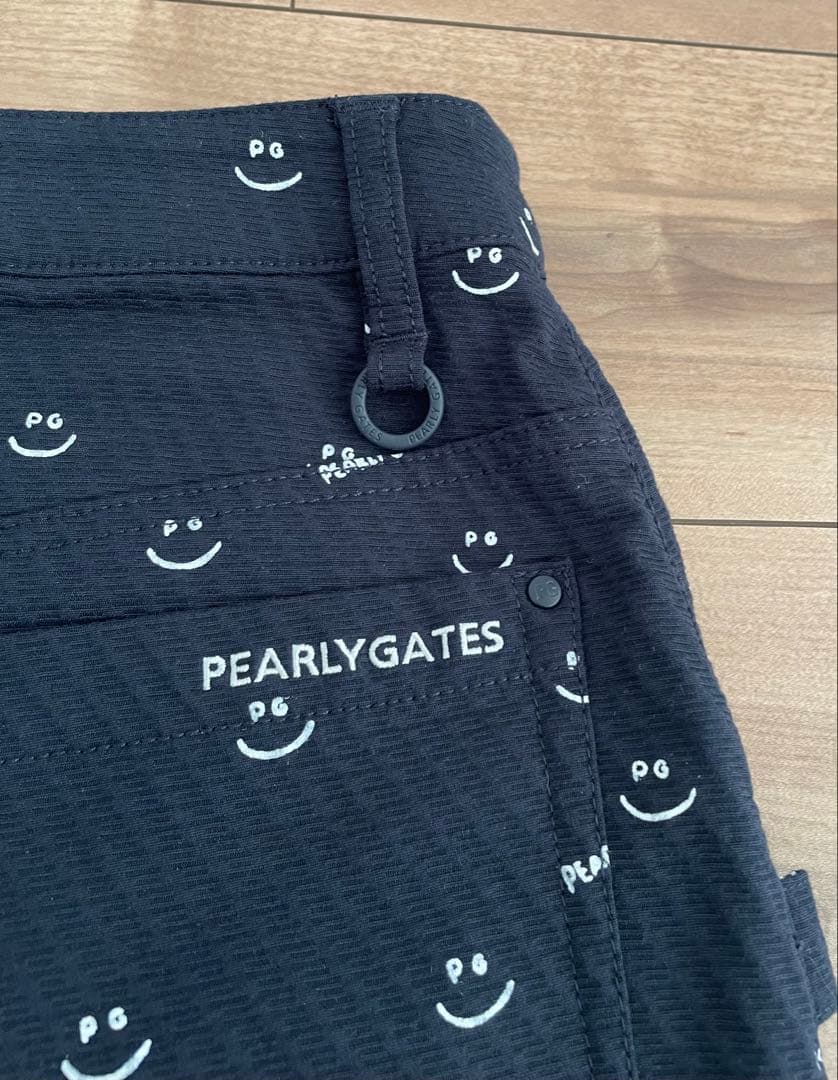 美品★2023年モデル★PEARLY GATES スマイル柄スカート★ネイビー