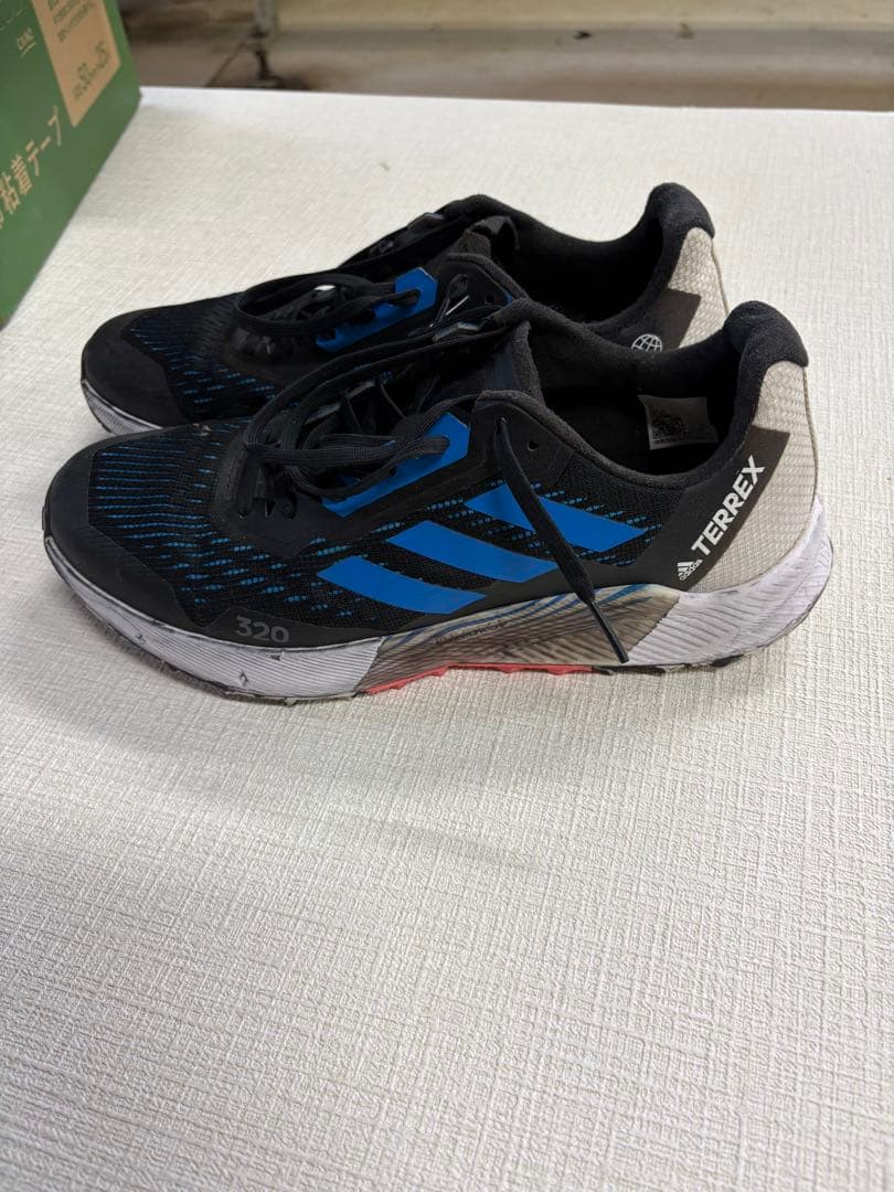 値段交渉⭕️adidas TERREX ランニングシューズ