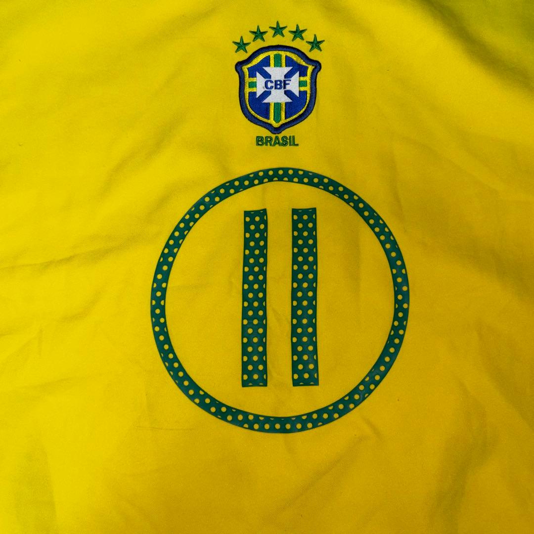 ブラジル代表　2004ホーム　No.11 ロナウジーニョ　ロビーニョ　Lサイズ