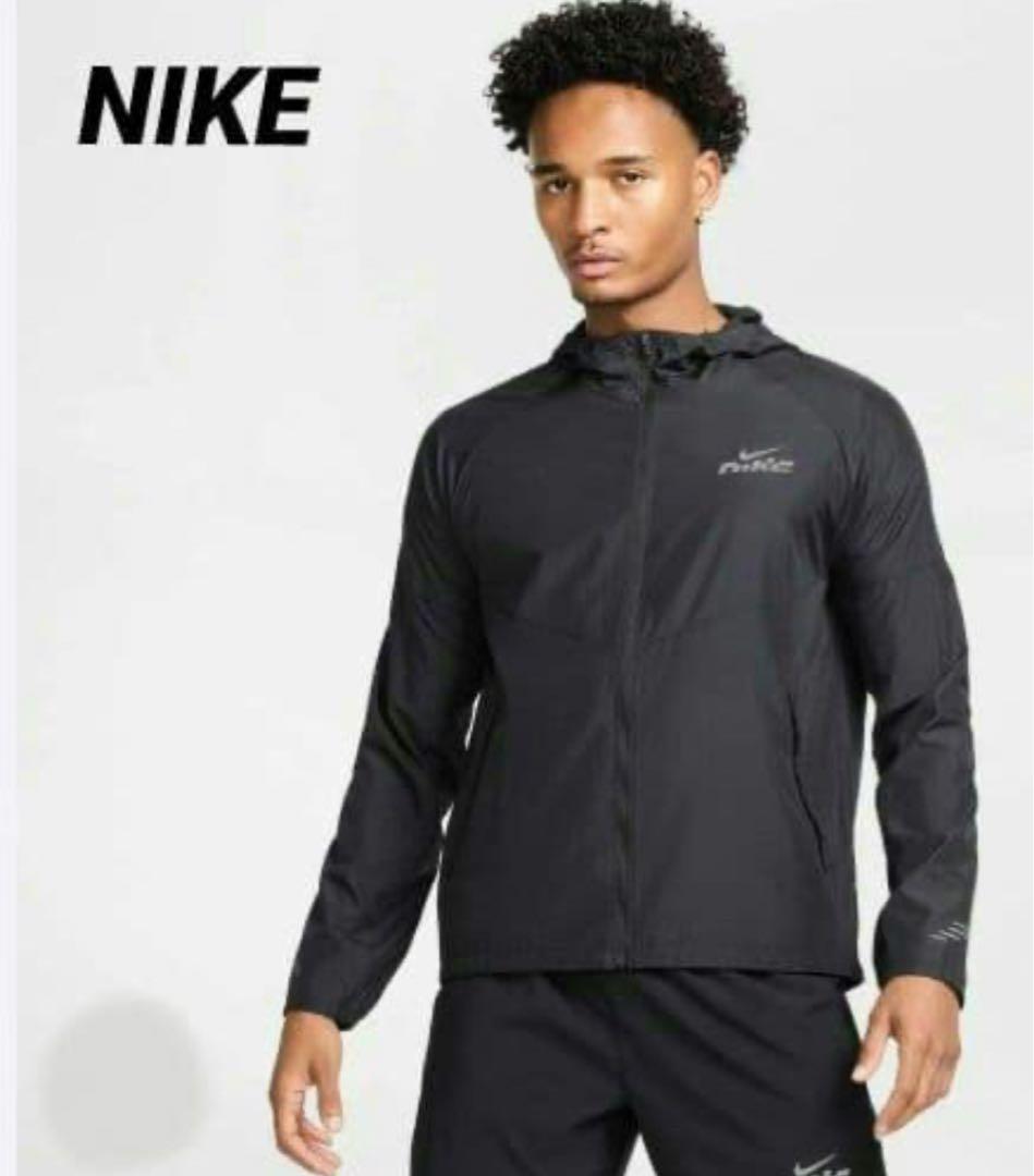Nike ウィンドブレーカー ブラック Mサイス
