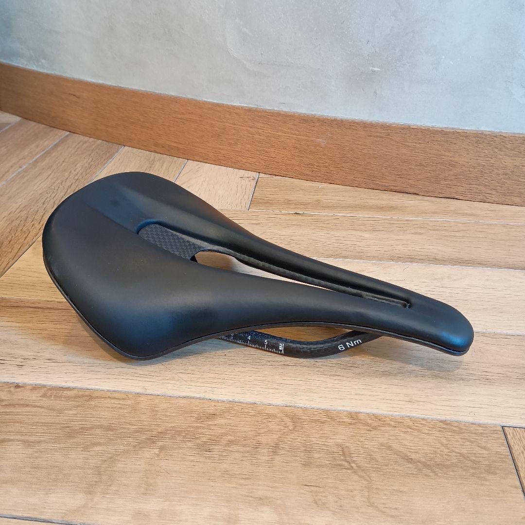 TNI ERGONOX カーボンサドル CADEX AMP