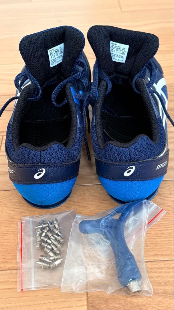 asics スパイクシューズ ネイビー/ホワイト