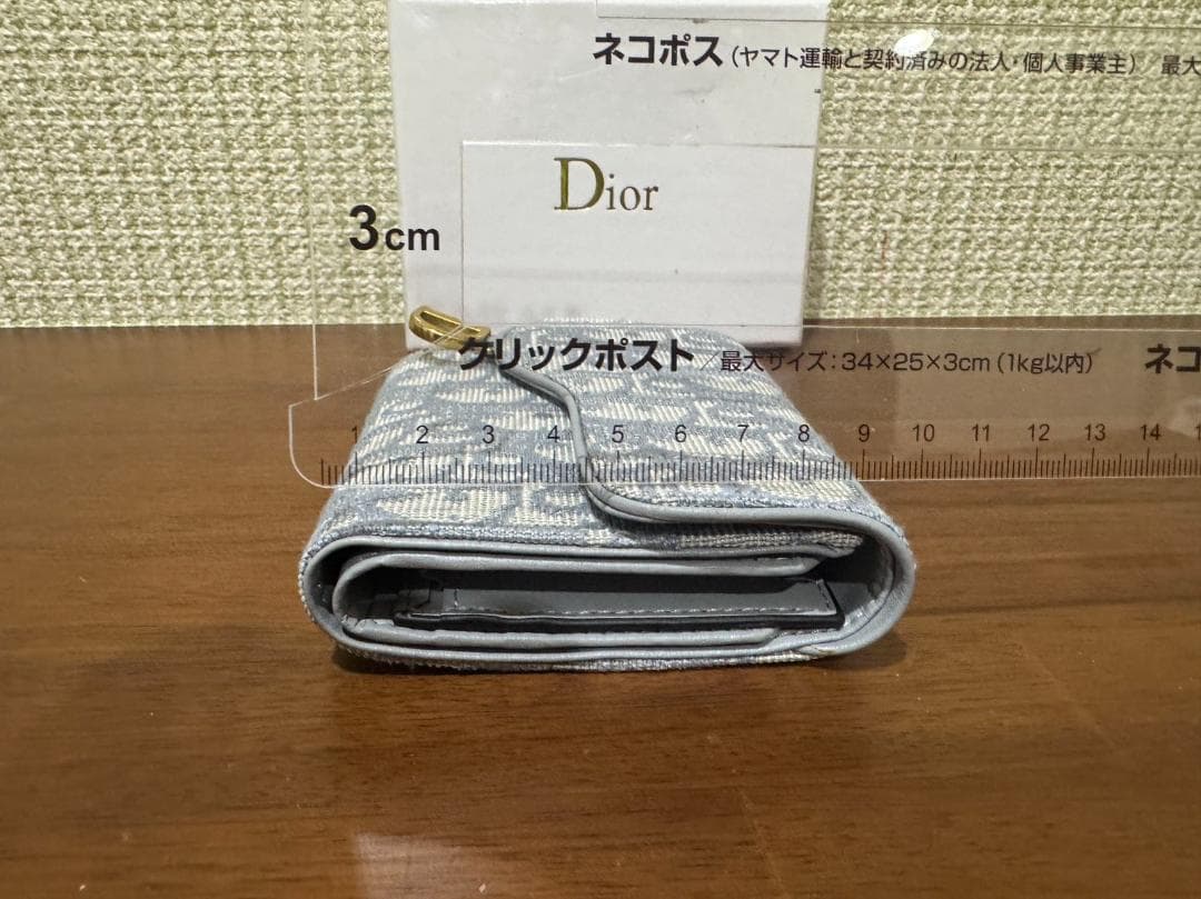 ボッテガ・ヴェネタ カセットc