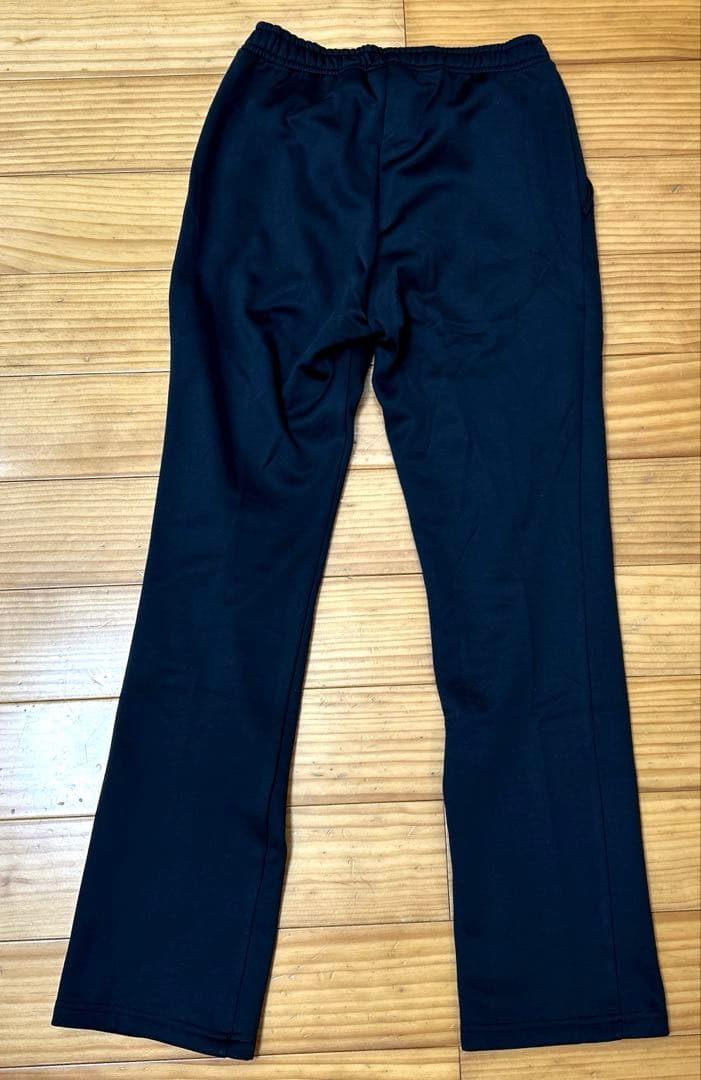ウィメンズニットウォームアップパンツ　ヨネックス　Mサイズ