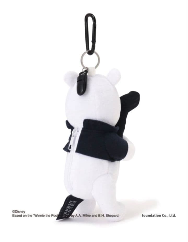 ②新品 未使用 PEARLY GATES プーさんぬいぐるみボールポーチ
