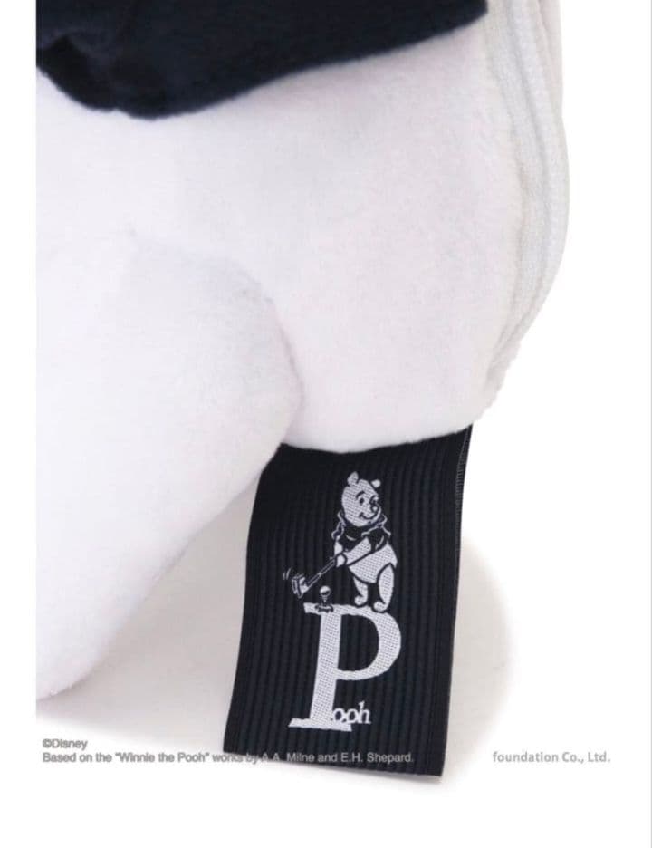 ②新品 未使用 PEARLY GATES プーさんぬいぐるみボールポーチ