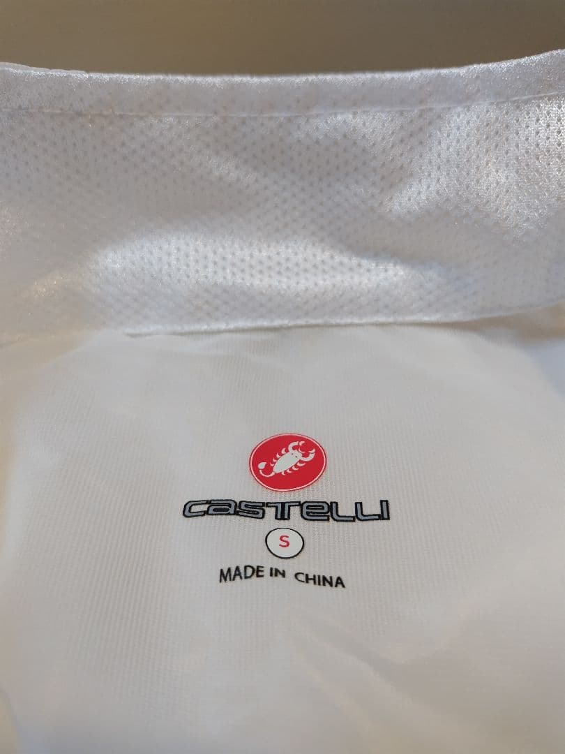 CASTELLI　カステリ　レインウェア