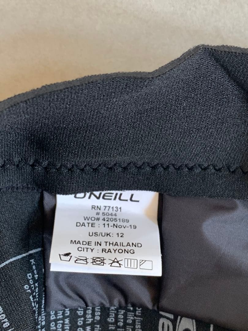 O'Neill フルスーツ キッズ　12歳 Reactor II 3/2mm