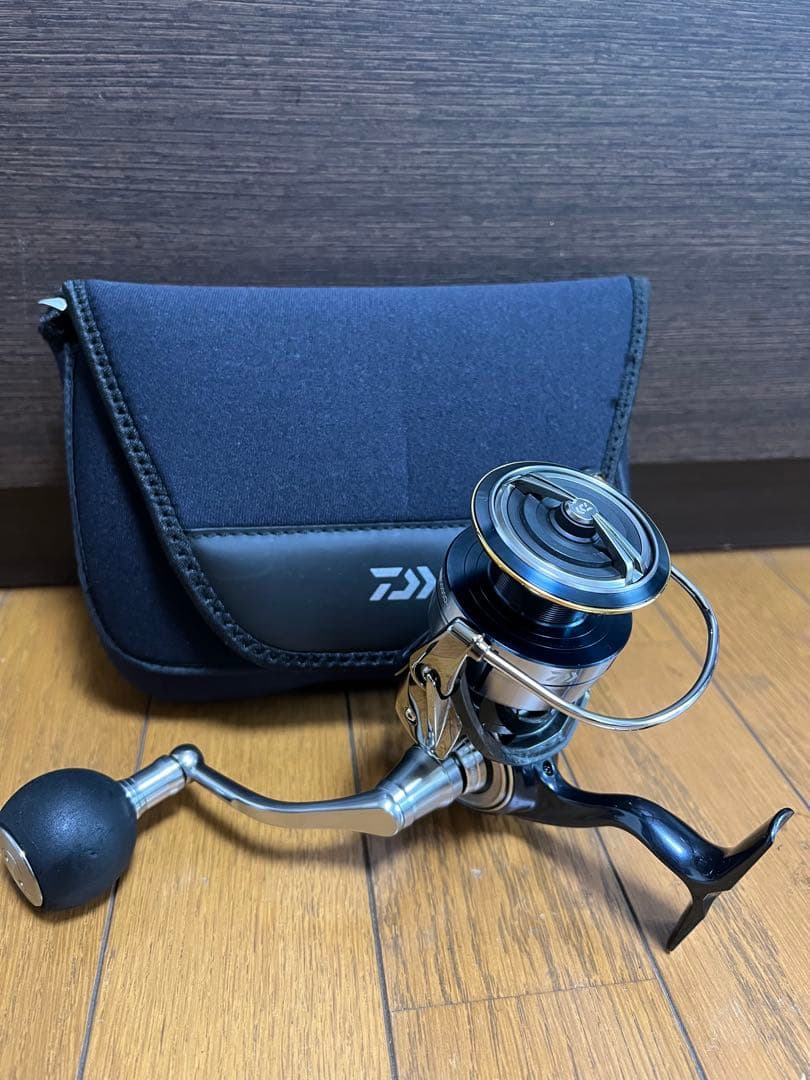 【最終値引】DAIWA ダイワ　リール　19CERTATE 5000D-XH