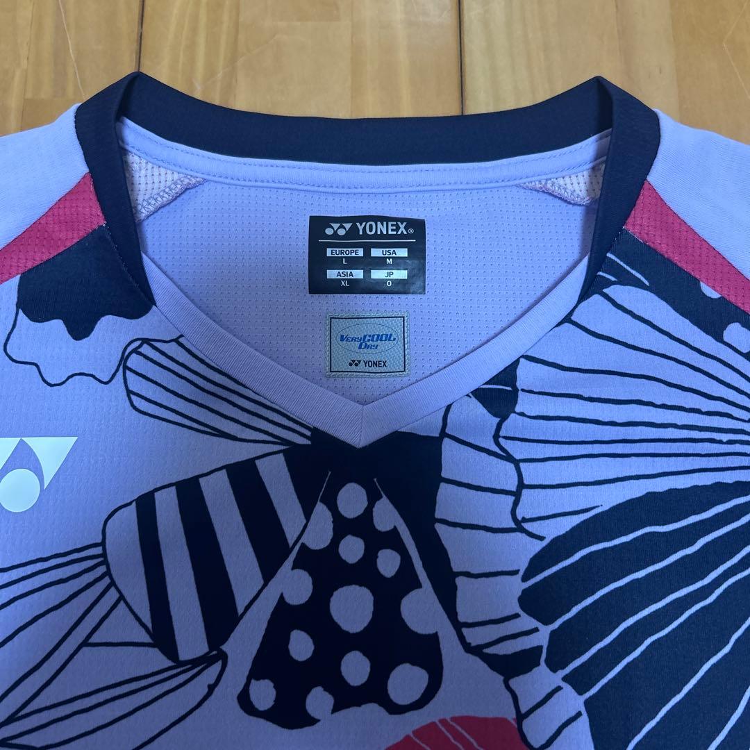 YONEX フラワーパターン 半袖シャツ