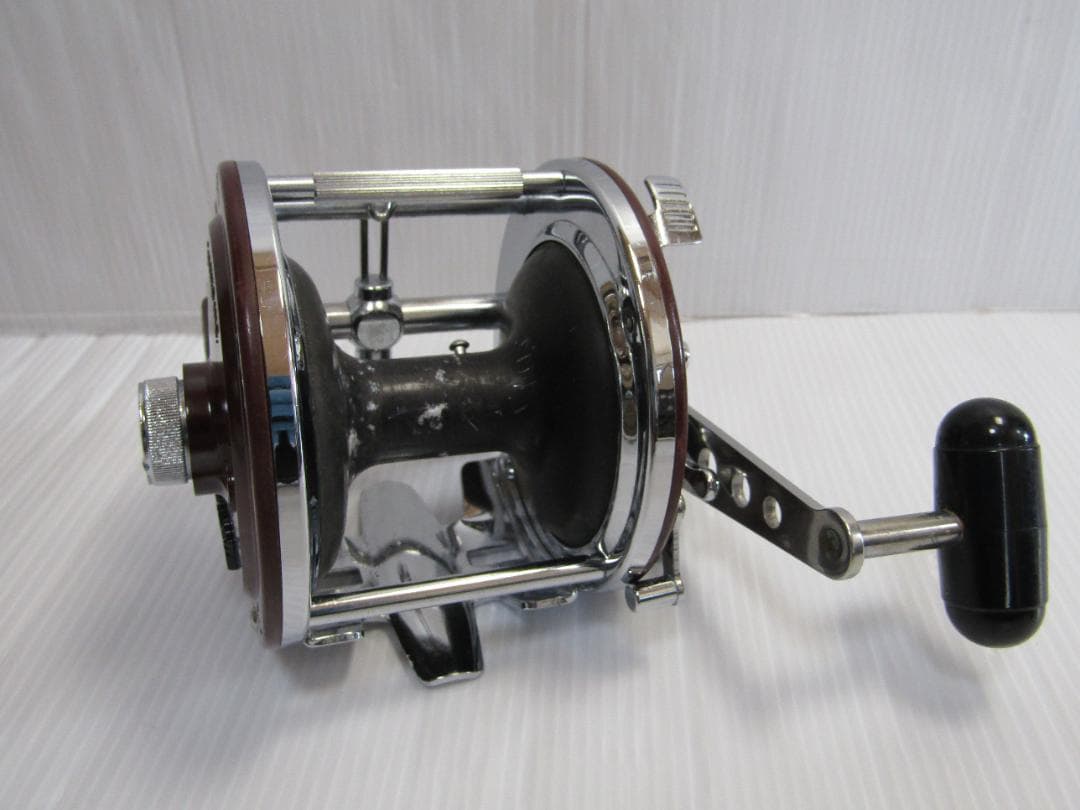A2530 ダイワ　Daiwa　ダイナミック ST-60