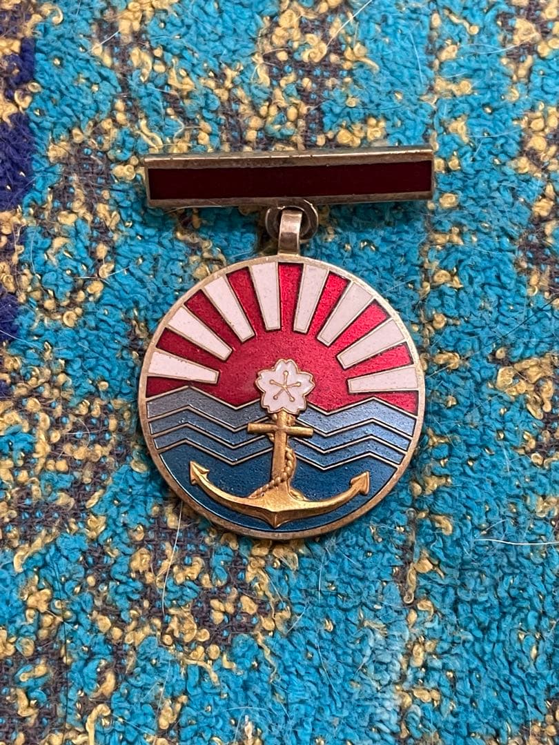 海軍協会　紅色有功章　徽章　勲章　共箱付き