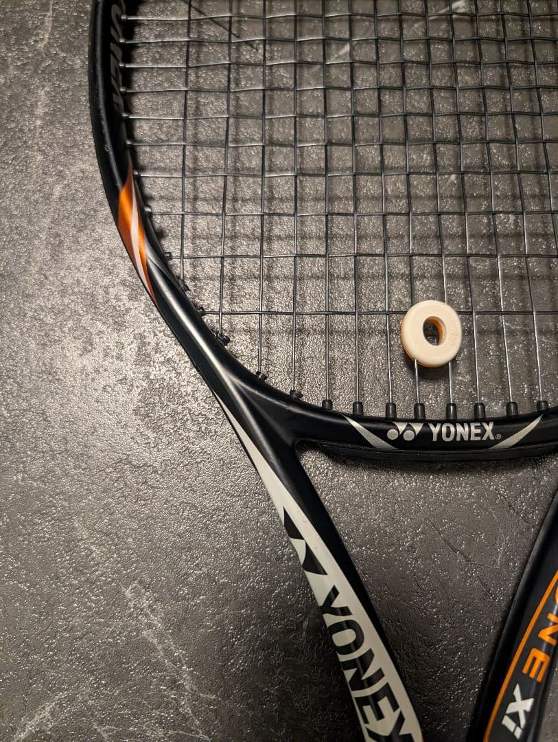 【日本製】YONEX EZONE Xi (310g) ヨネックス 硬式ラケット