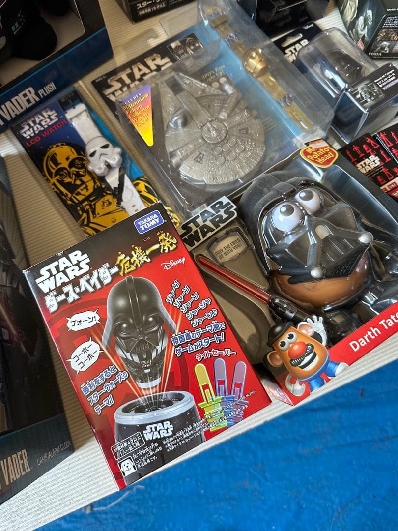 STAR WARS ダース・ベイダー ランプ/アラームクロックなどなどまとめ売り