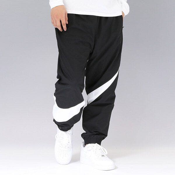 NIKEスウッシュパンツ