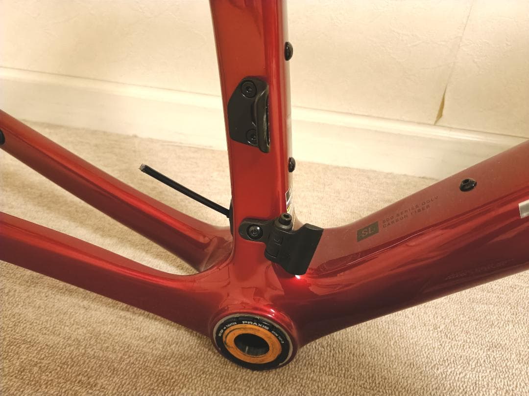 今日から俺は、TREK Madone マドン SL5 Gen8 2026