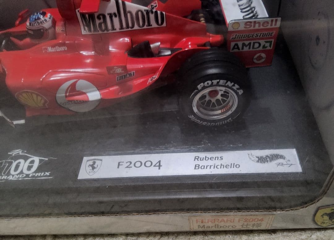 【美品！】1/18 フェラーリF2004 マルボロ仕様 R.バリチェロ