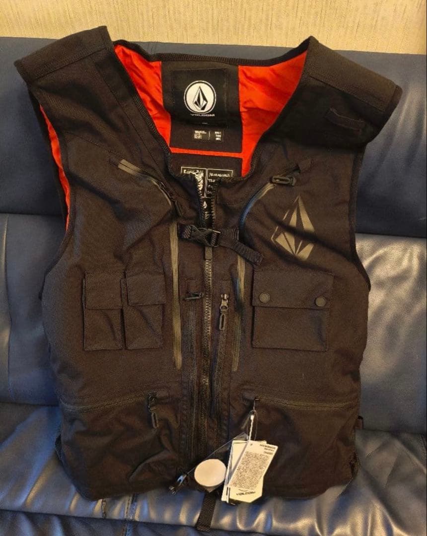 未使用新品 VOLCOM IGUCHI SLACK VEST M(日本L相当)