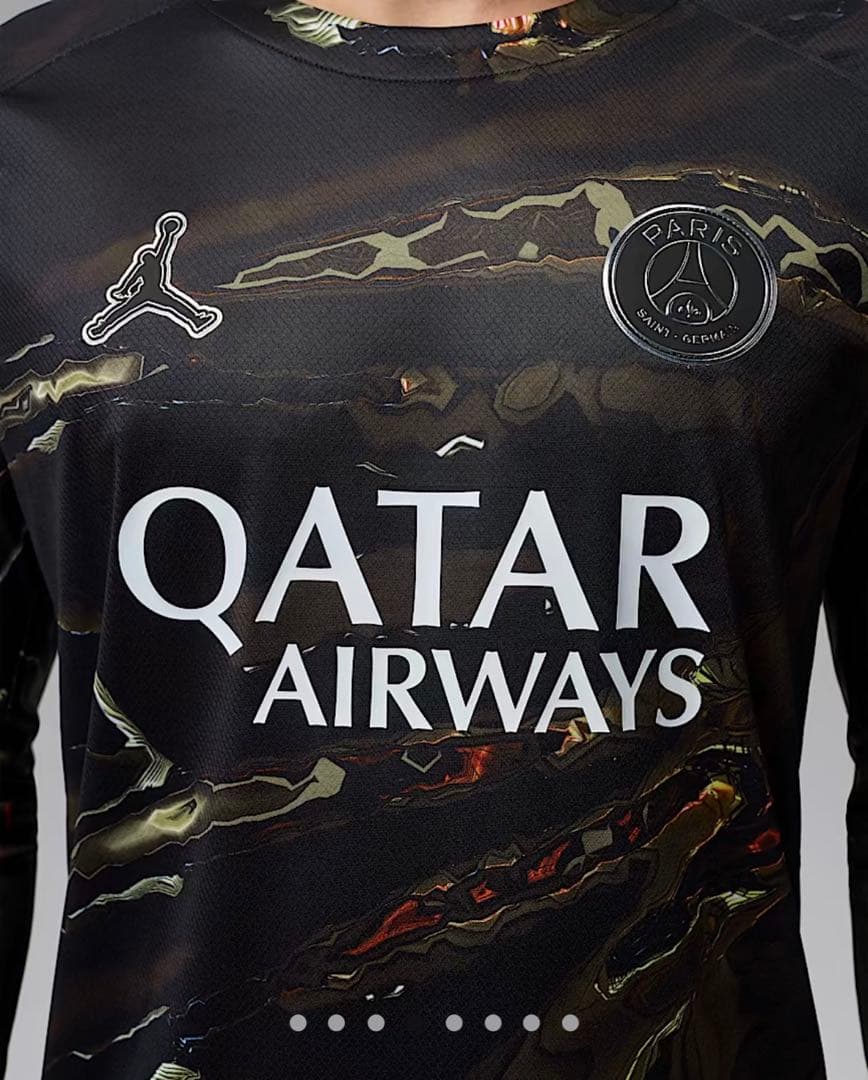 パリサンジェルマン (PSG) 2026 スタ ジアムナイトエディション定価以下