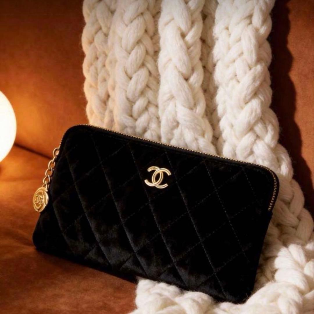 [新品]CHANELシャネル　メイクアップポーチノベルティ