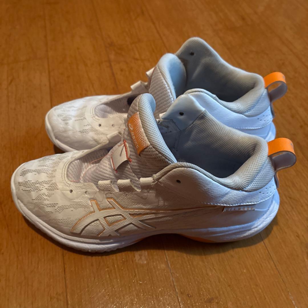 ASICS GELHOOP V17 スタンダード ホワイト/オレンジ　26.5