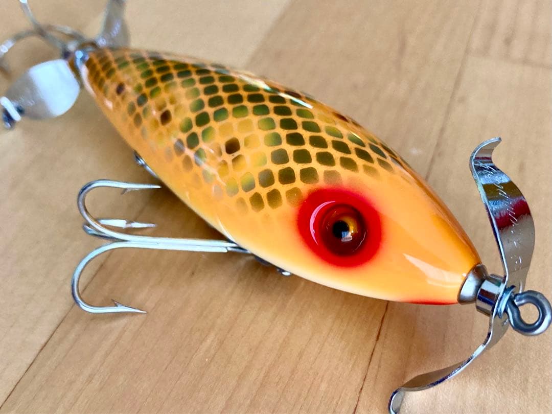 Budd & Joey バウバブ　32 Jカラー　スケールフロッグ