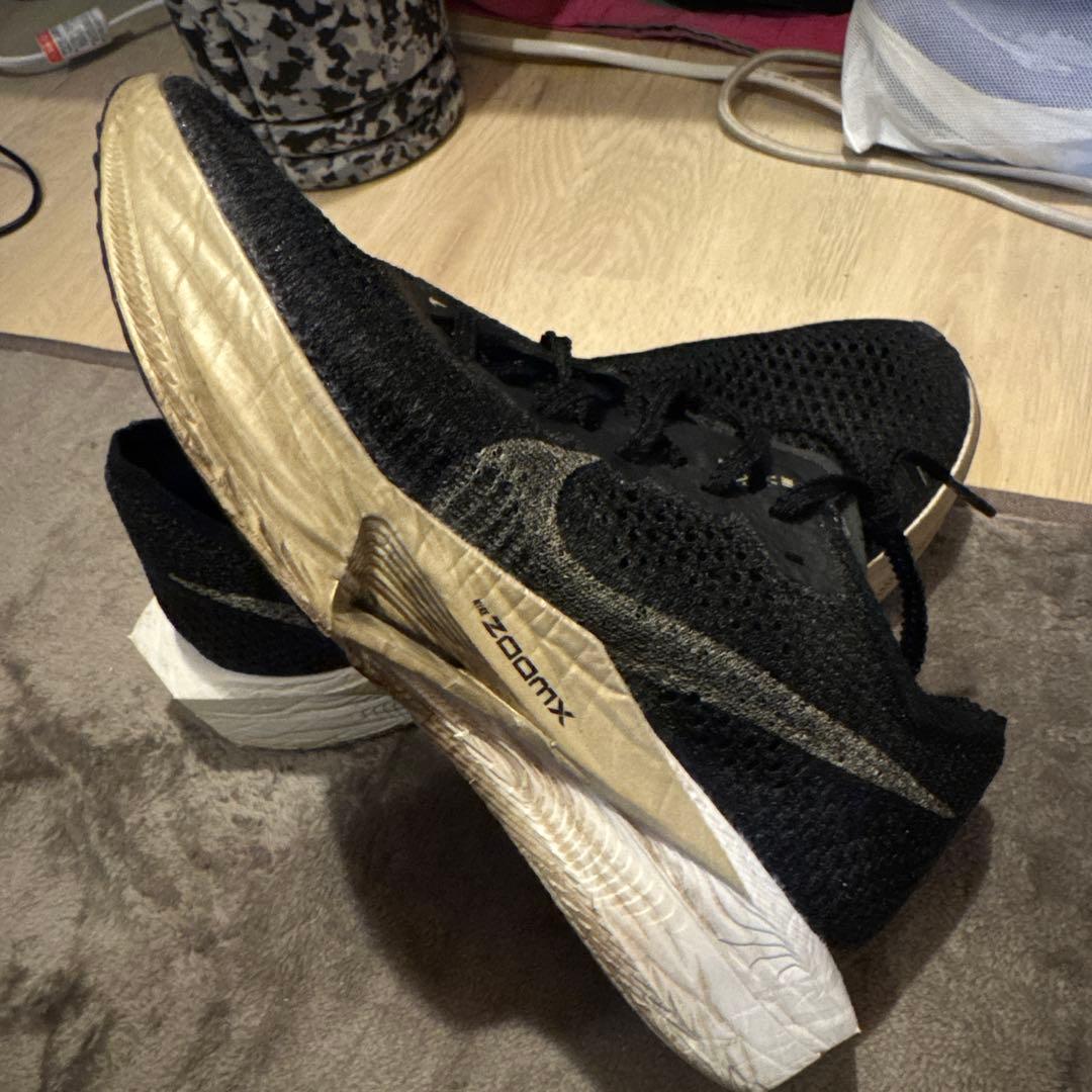 NIKE ヴェイパーフライ 3 25.5cm