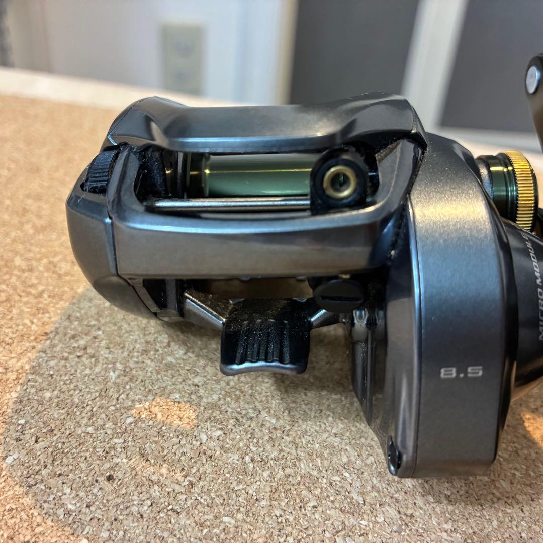 SHIMANO クラド DC 151XG CURADO 左ハンドル　US