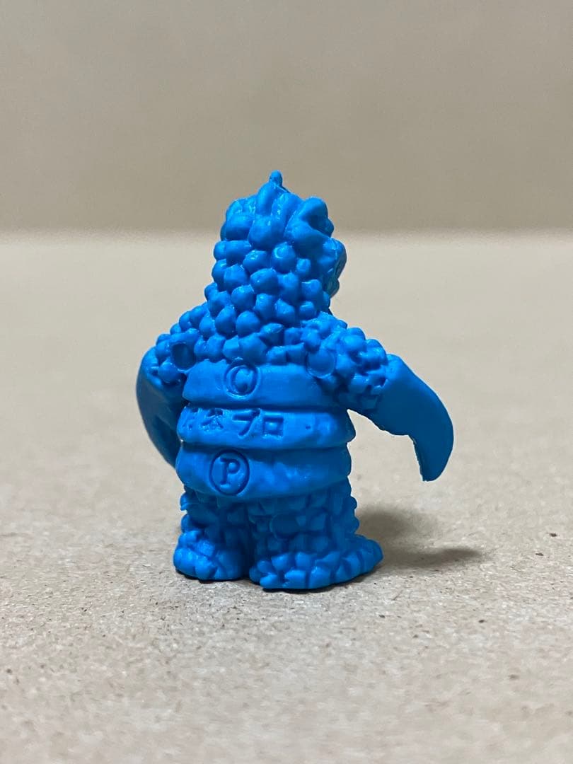 ツルク星人　怪獣　消しゴム　青色　ウルトラマン
