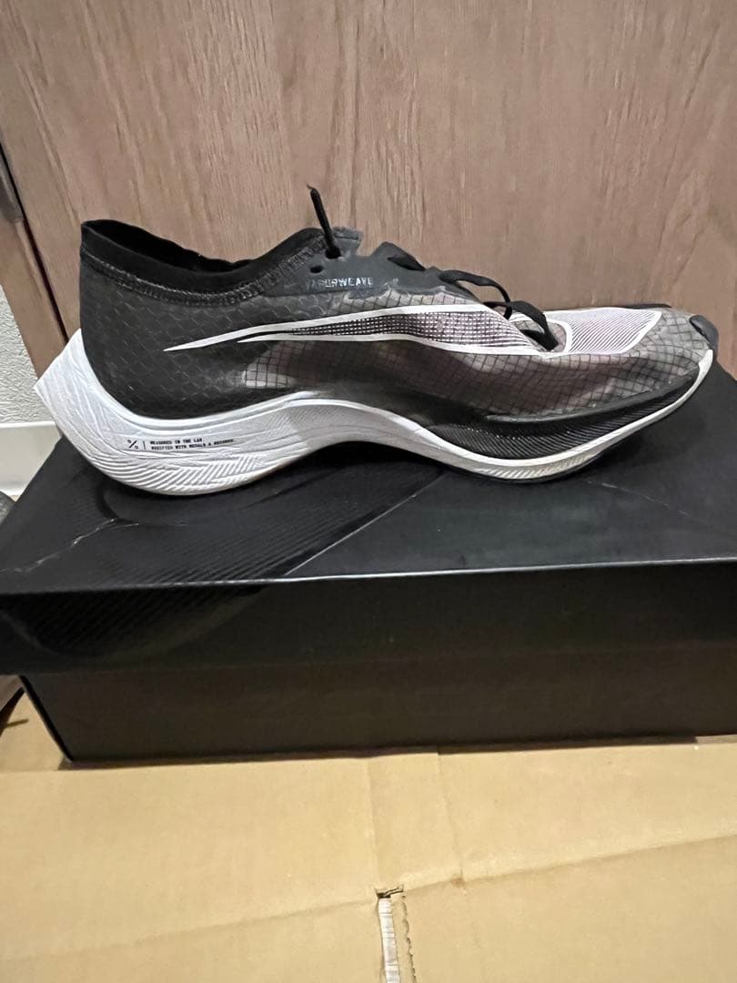 NIKE ヴェイパーフライネクスト% 25.5cm