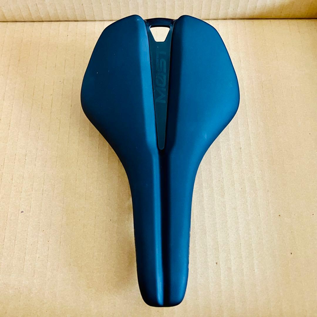 ⭕️2026 MOST 新型 ショート ノーズ サドル 未使用品