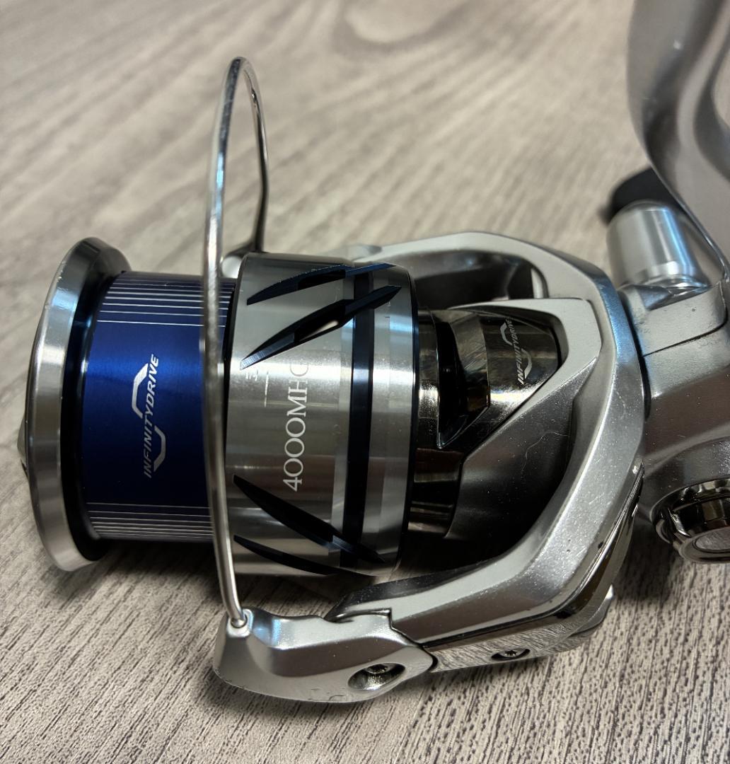 SHIMANO 23STRADIC 4000MHG スピニングリール