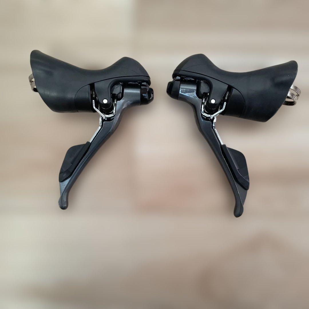 Shimano Claris R2000 2X8シフター・レバー