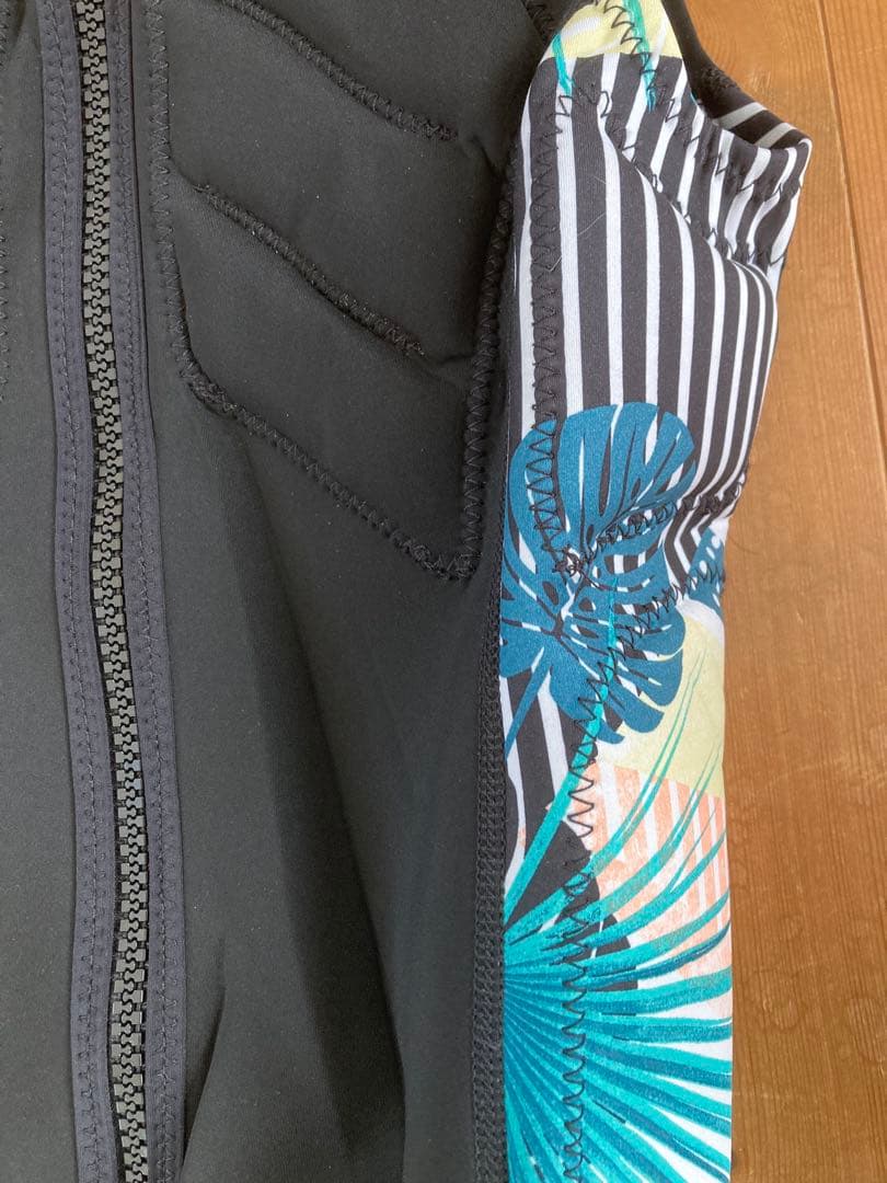 ROXY フローターベスト　SUP サーフィン　マリンスポーツ　救命具