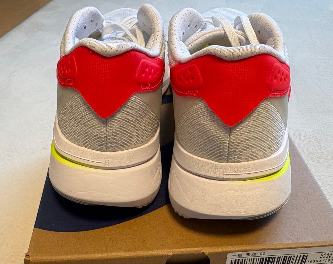 adidas アディゼロＳＬ２　23.5cm